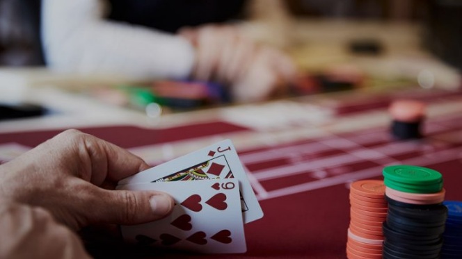 Hướng dẫn cách chọn trang web baccarat uy tín